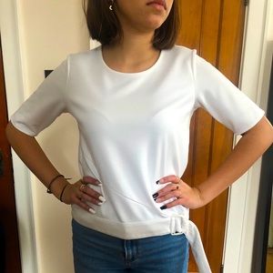 RW&CO. Ladies White top